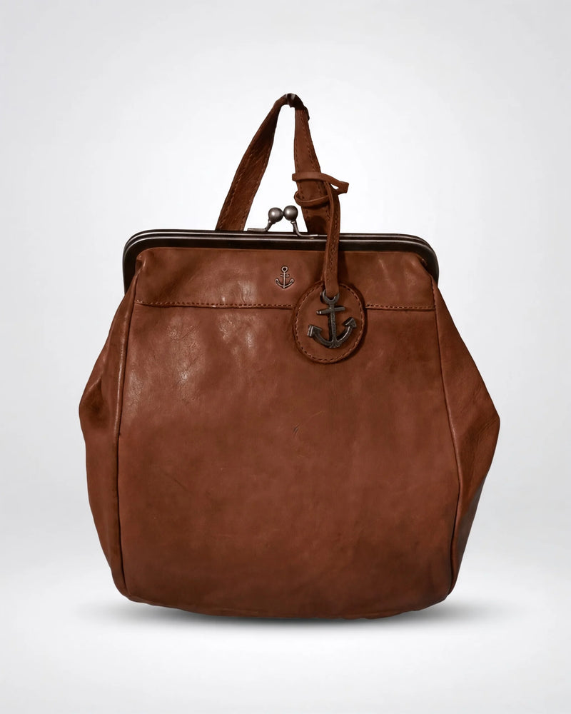 Anouk_cognac_01.webp