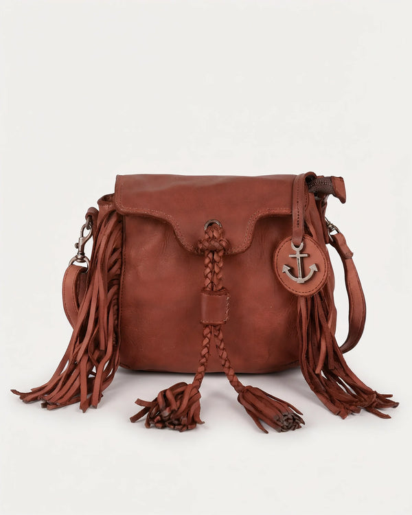 Cordelia_cognac_1.webp