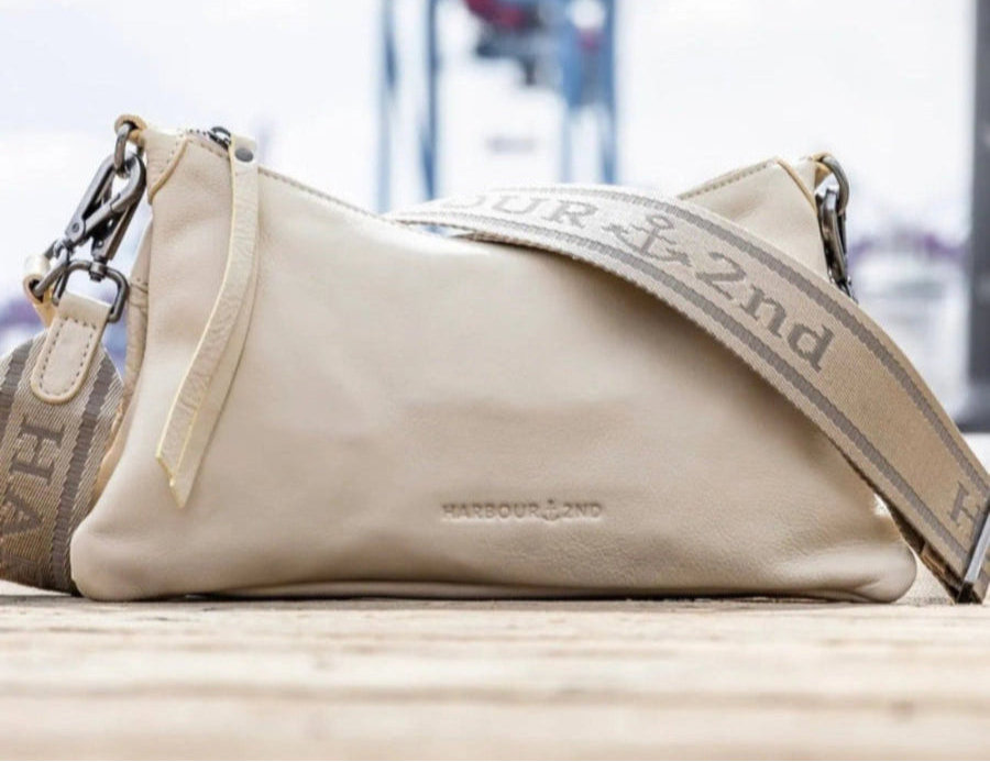 Clutch Leder Elinor in Cream