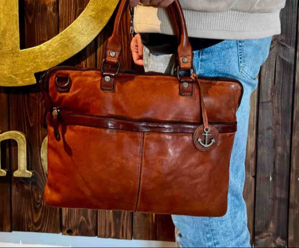 Business Tasche Vega in Cognac