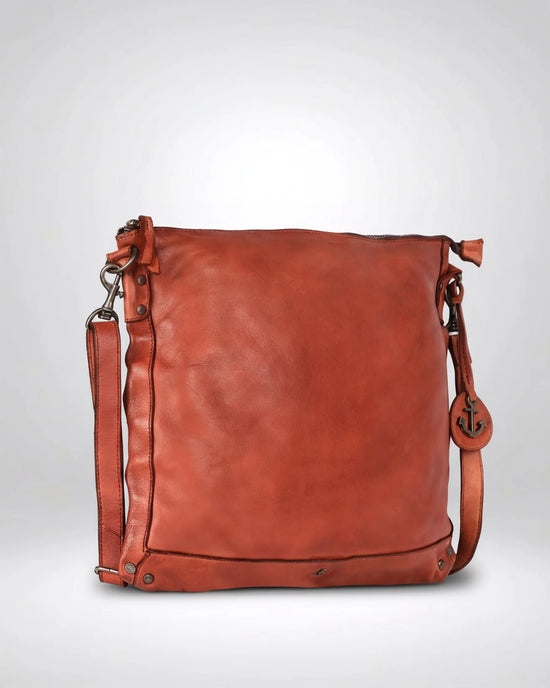 h2nd_0011-2_vera_cognac_02.webp