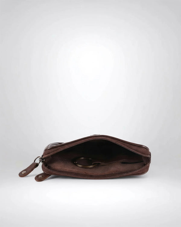 h2nd_0337_nico_brown_04.webp