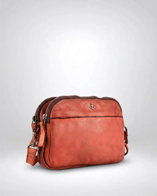 h2nd_10191_rieke_cognac_02.webp