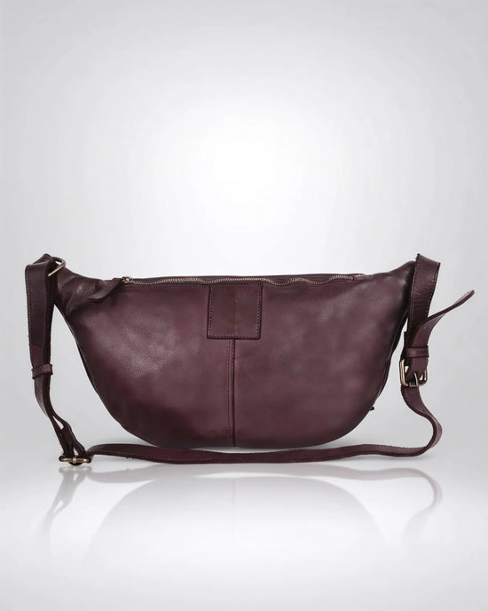 h2nd_11805_chris_purple_04.webp