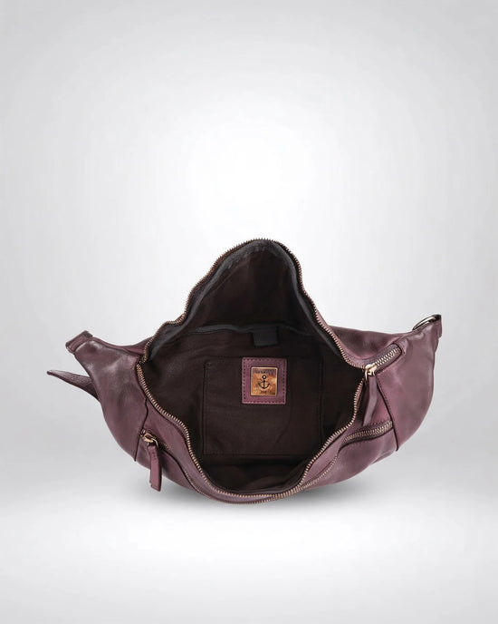 h2nd_11805_chris_purple_05.webp