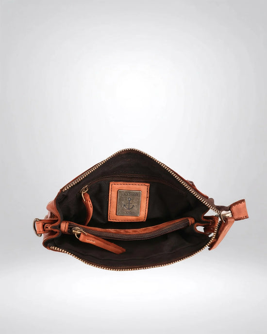 h2nd_12477_tiani_cognac_05.webp