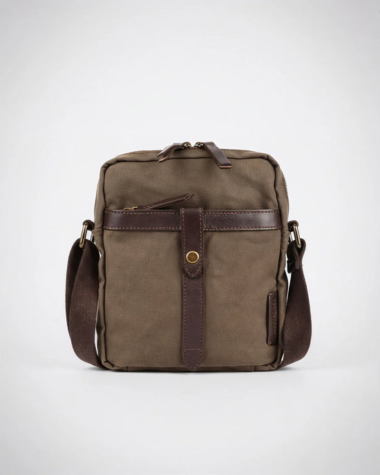 h2nd_12550_antoni_olive_01.webp
