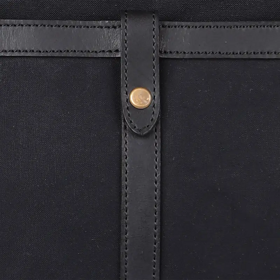 Hugo - black/black