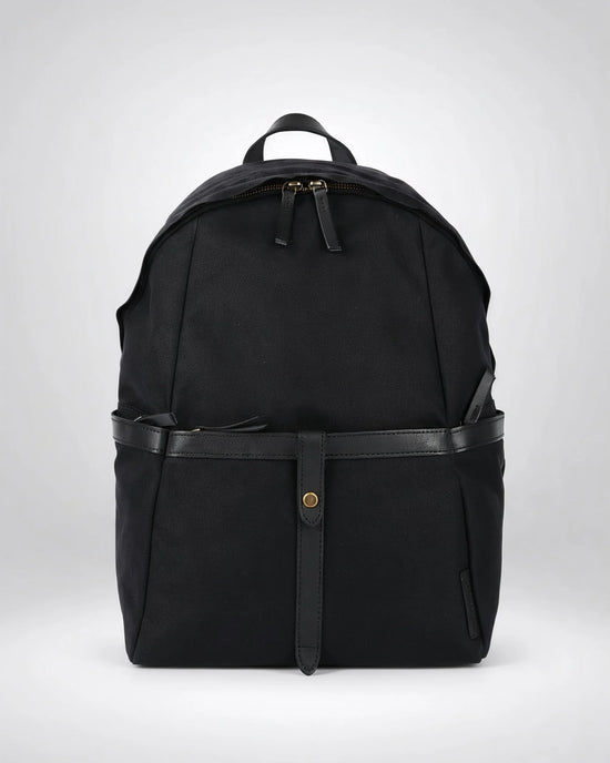 h2nd_12559_flo_black_01.webp