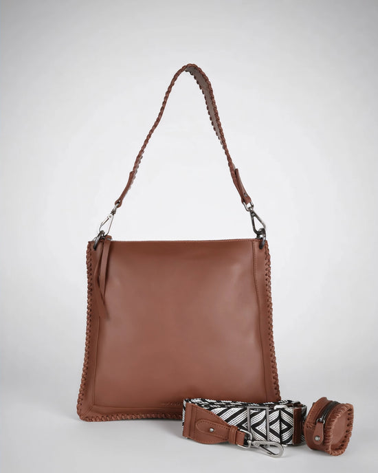 h2nd_12637_leila_cognac_01.webp