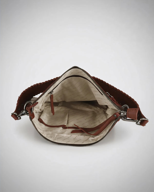 h2nd_12637_leila_cognac_05.webp