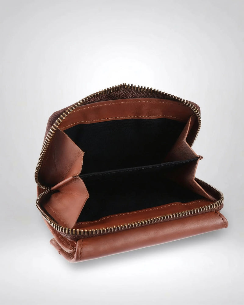 h2nd_12650_carla_cognac_06.webp