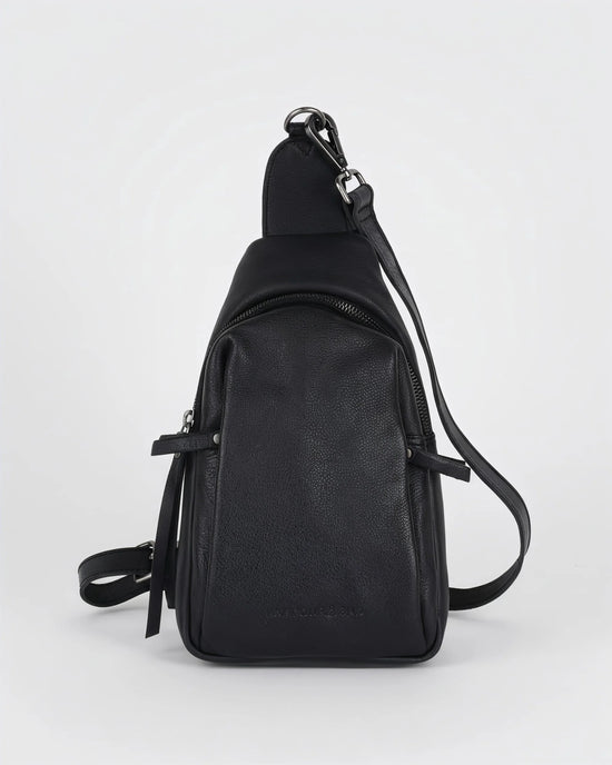 h2nd_12651_monja_ash_01.webp