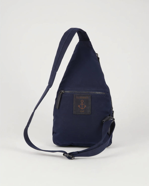 h2nd_12676_marit_navy_04.webp