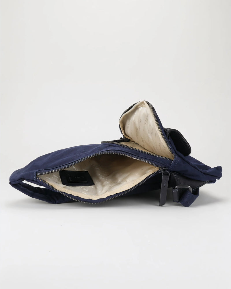 h2nd_12676_marit_navy_05.webp