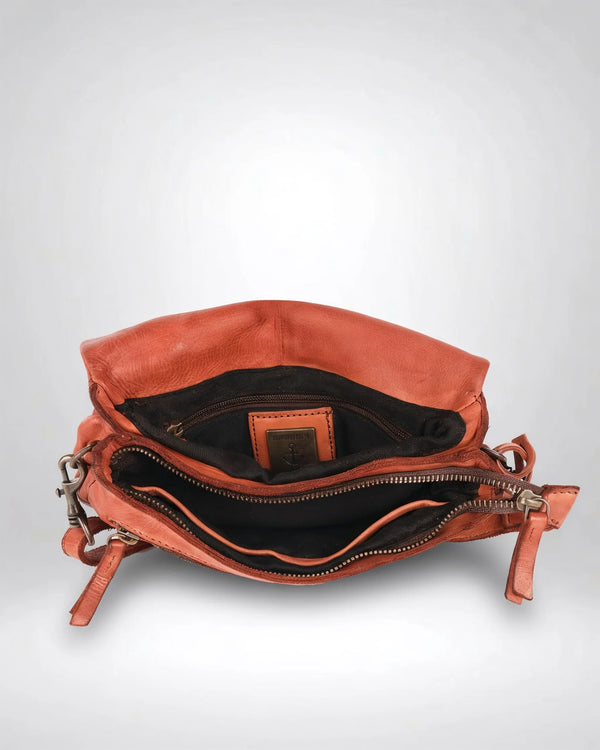 h2nd_13092_helin_cognac_05.webp
