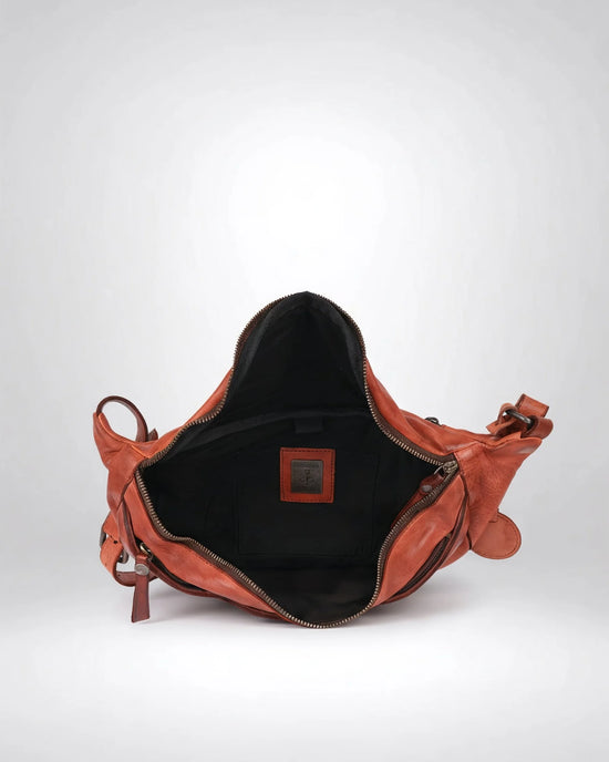 h2nd_13135_kendall_cognac_05.webp