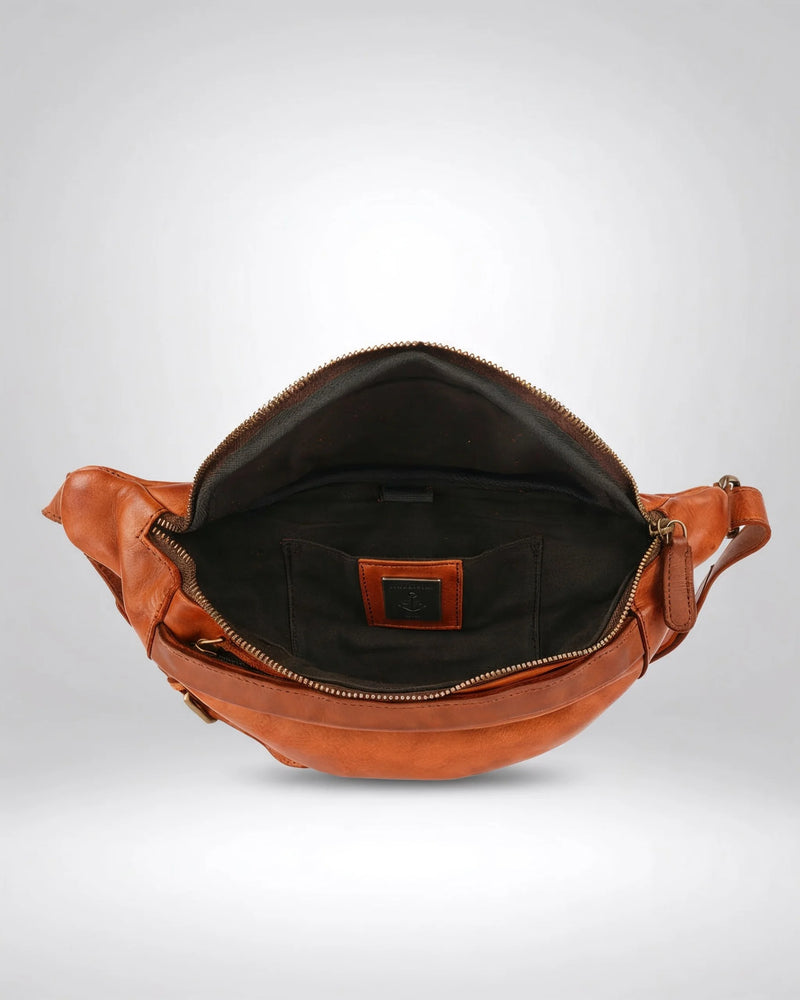 h2nd_13295_alaric_cognac_05.webp