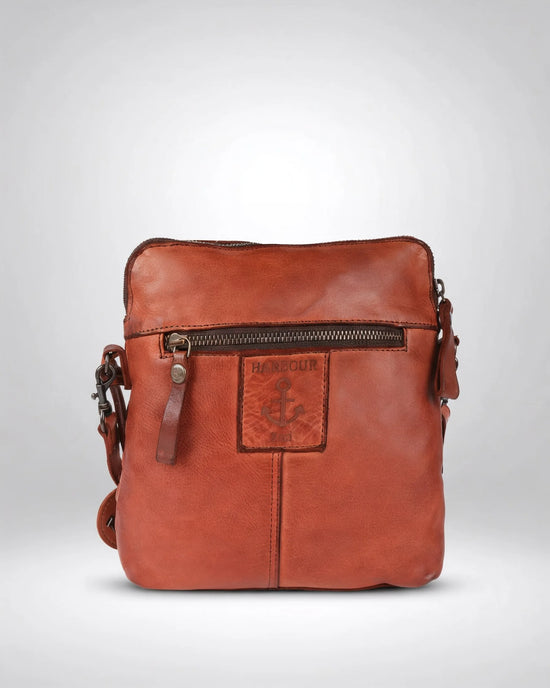 h2nd_13300_ida-up_cognac_04.webp
