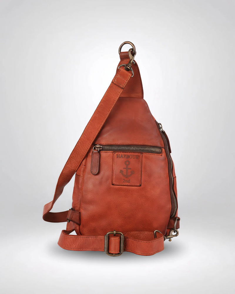 h2nd_13339_solomon_cognac_04.webp