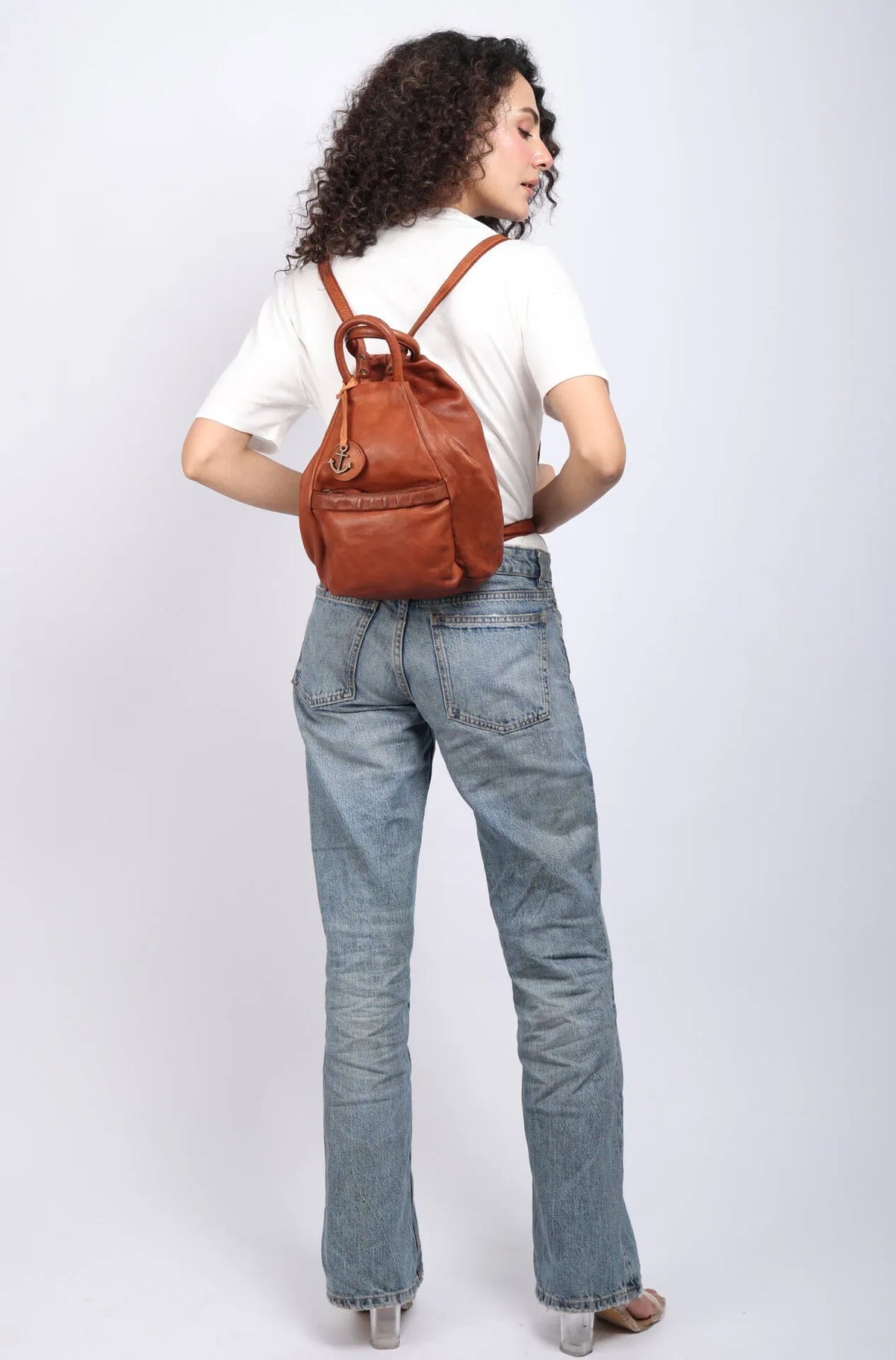 Xander – Am Model ansehen – Cognac