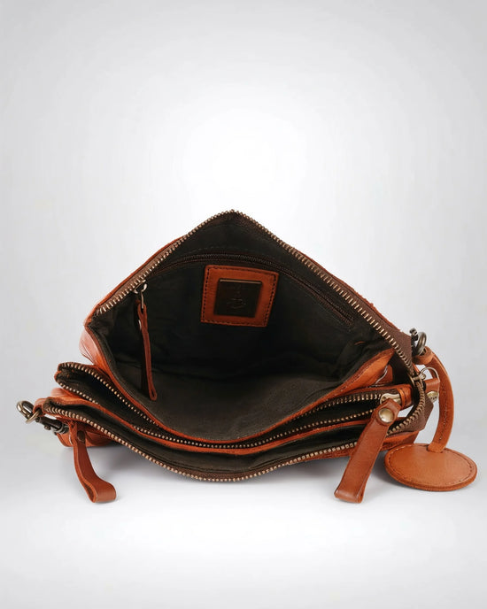 h2nd_13390_lexi_cognac_05.webp