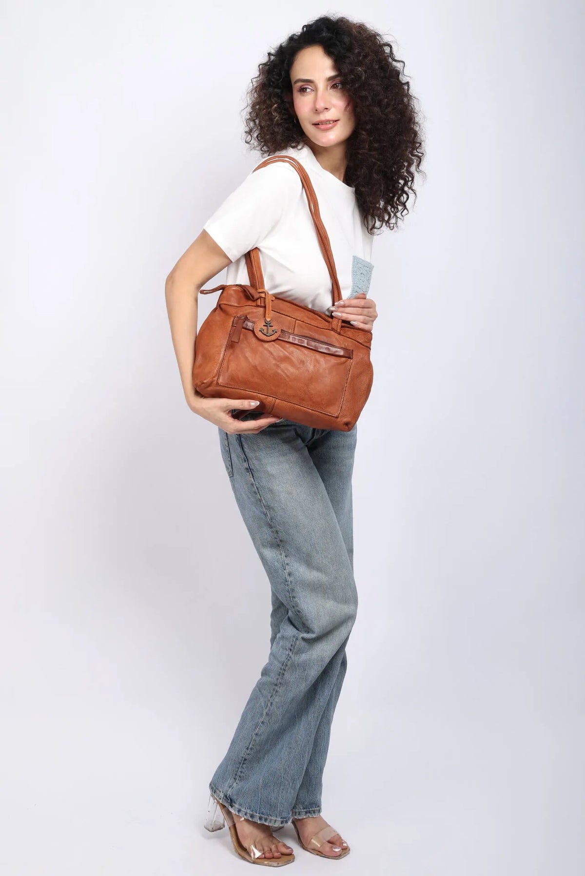 Zea – Voir le sac porté – Cognac