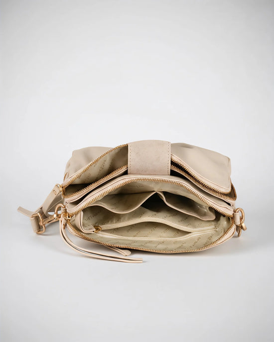 h2nd_13732_giorgia_cream_05.webp