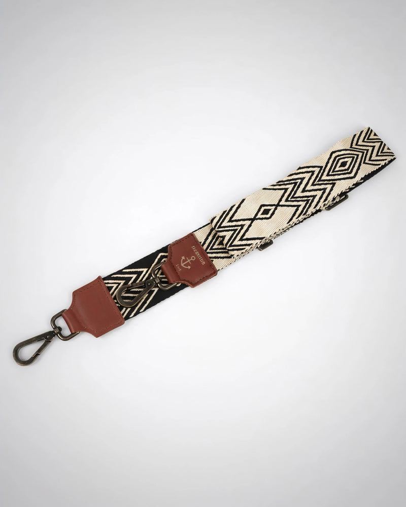 h2nd_13790_nala_cognac_02.webp