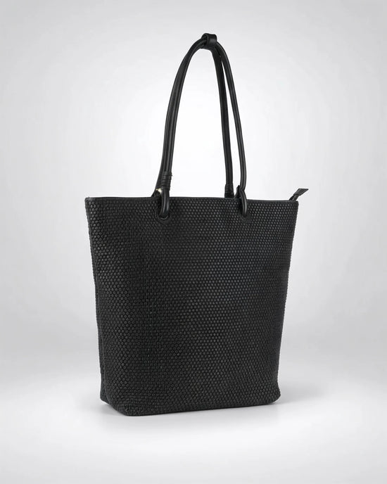 h2nd_14091_amarilla_ash_3.webp