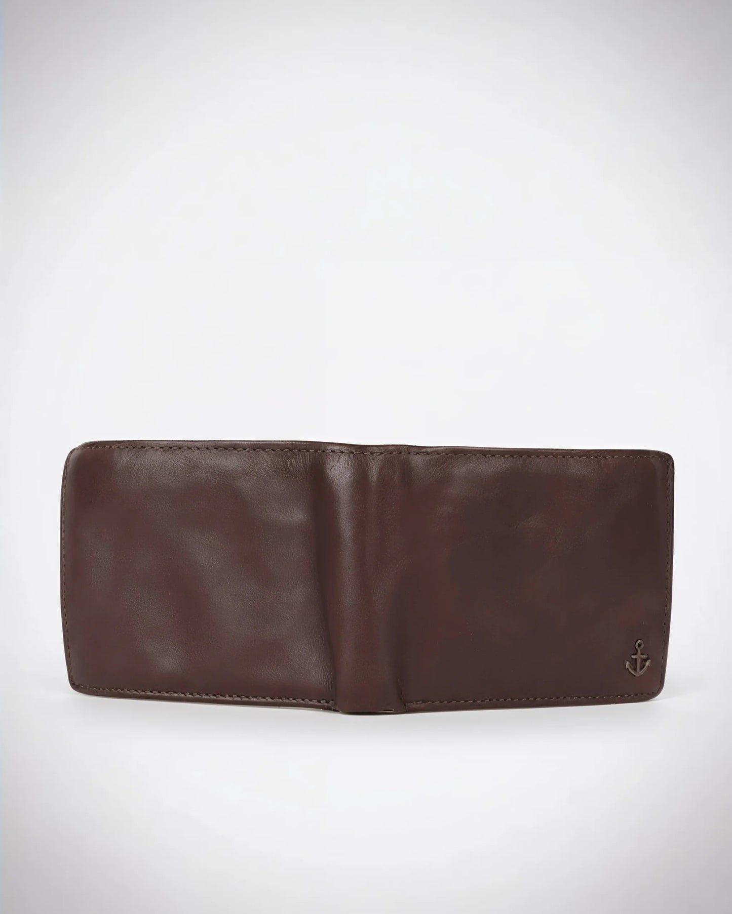 h2nd_14530_kairos_brown_04.webp