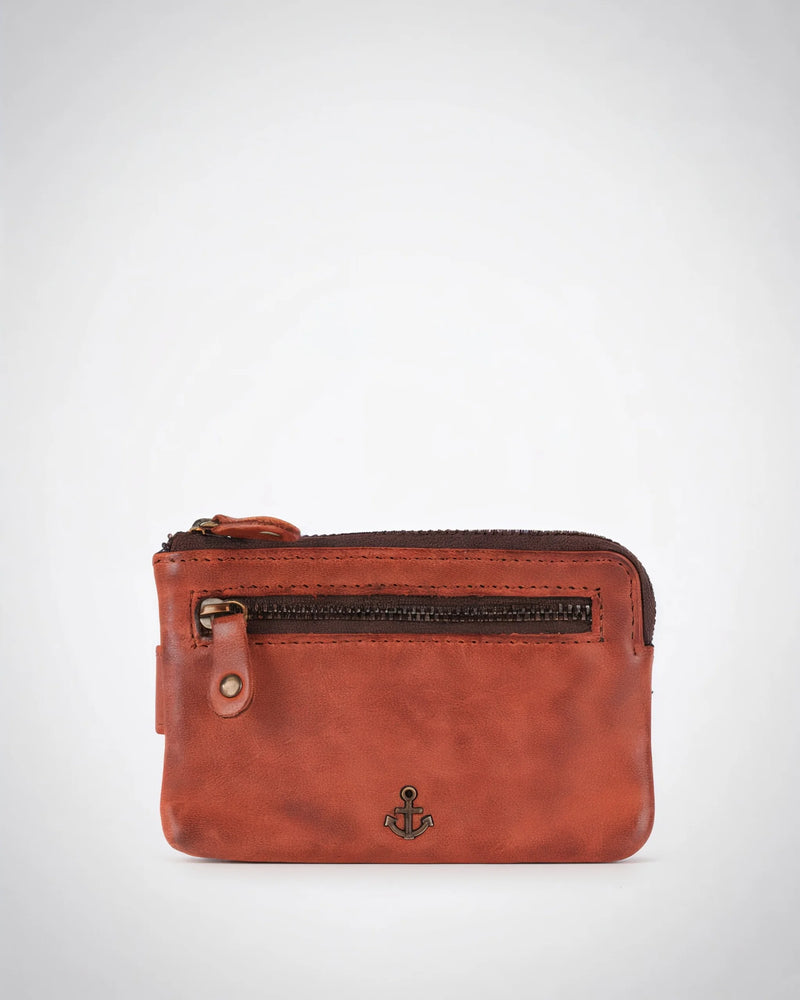 h2nd_14536_lucian_cognac_01.webp