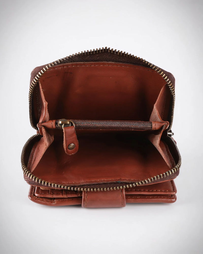 h2nd_1543_isidora_cognac_07.webp