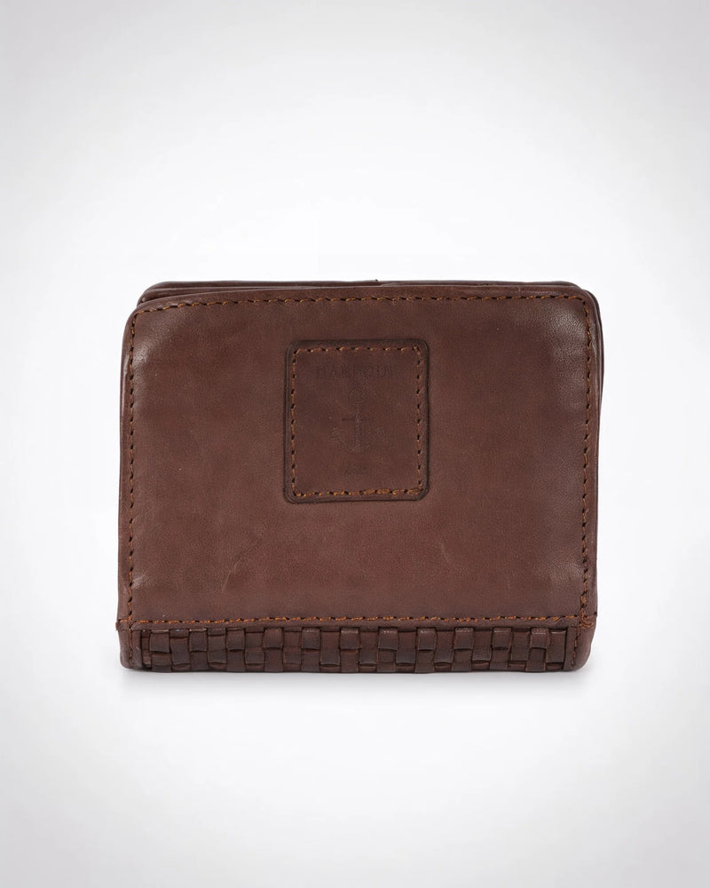 h2nd_2227_hariet_brown_04.webp