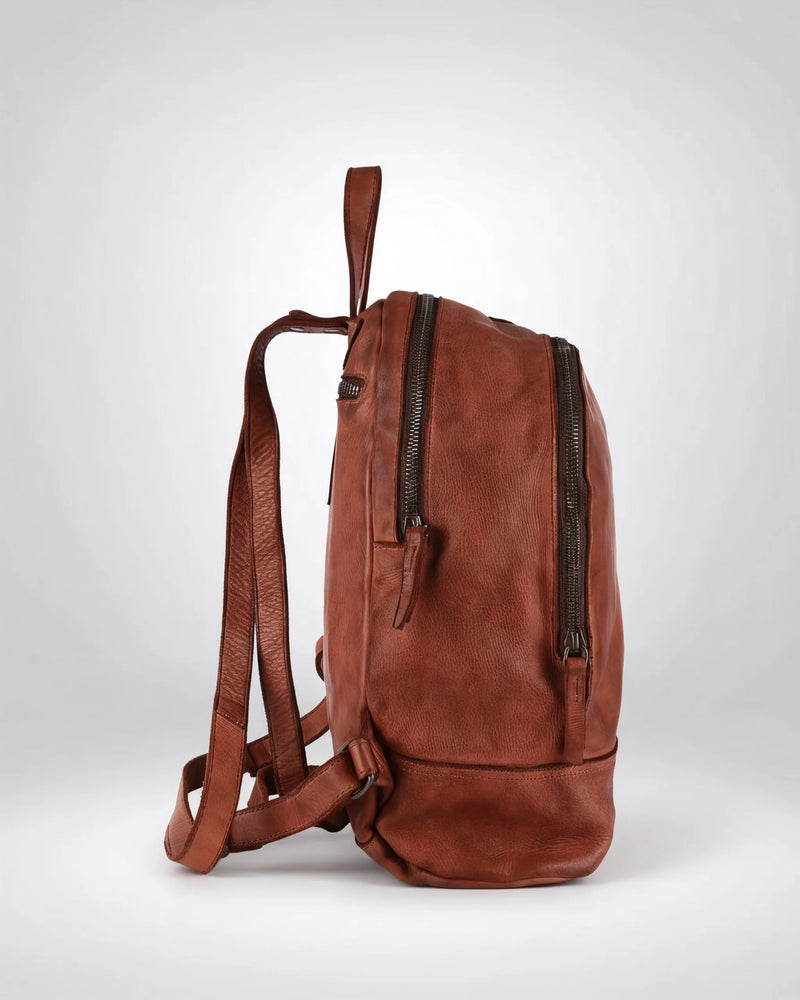 h2nd_7570_meghan_cognac_03.webp