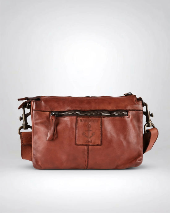 h2nd_7835_evita_cognac_04.webp