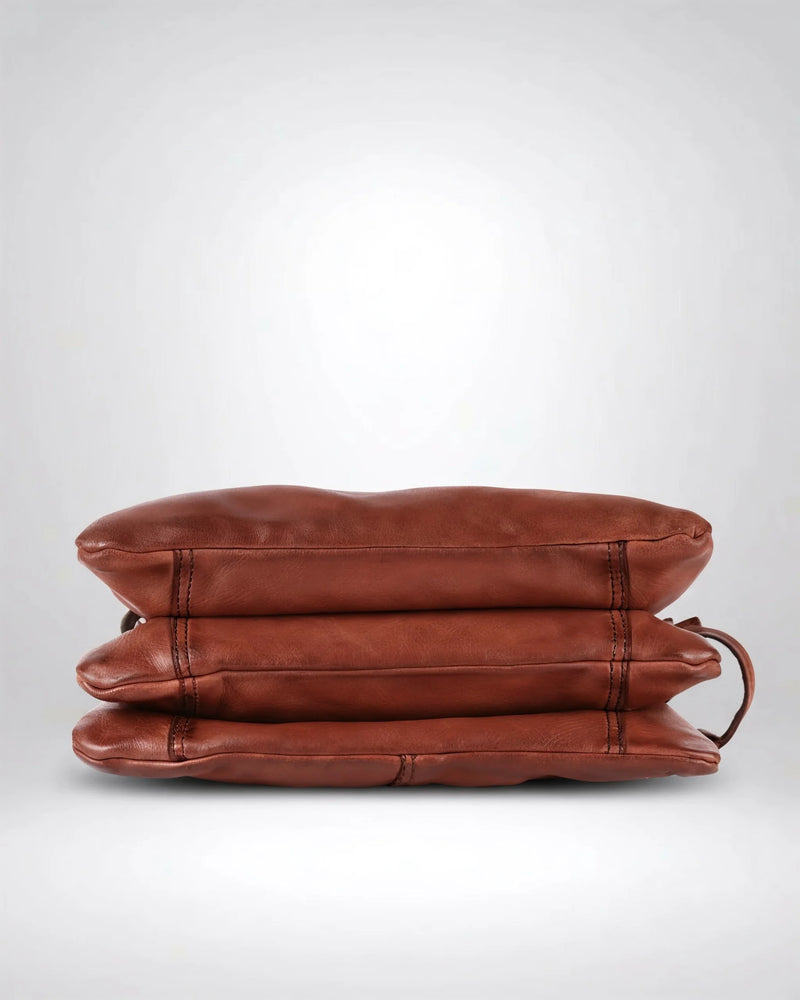 h2nd_7835_evita_cognac_05.webp