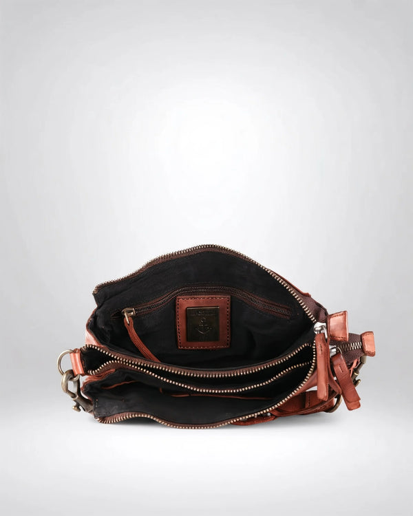 h2nd_7835_evita_cognac_06.webp