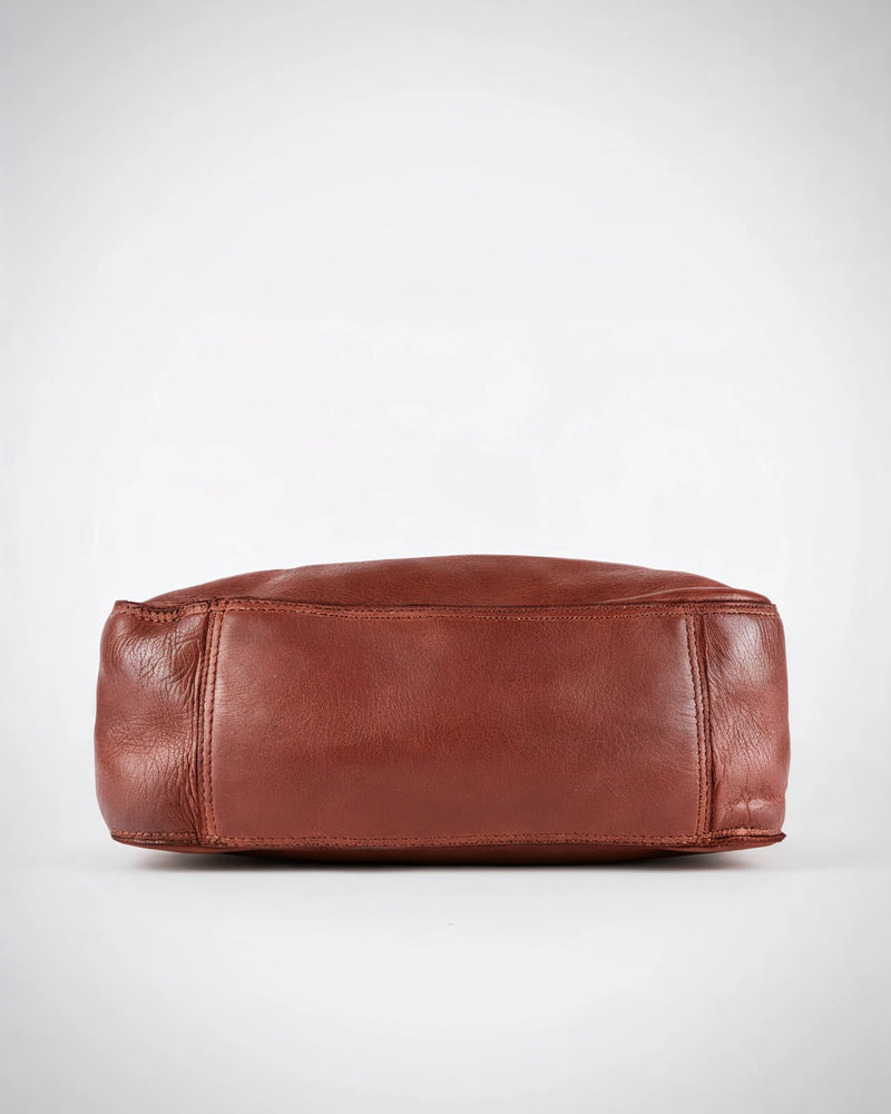 h2nd_9951_luisa_cognac_05.webp
