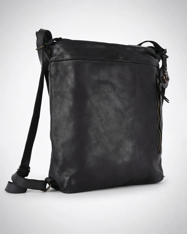 h2nd_9964_nora_ash_02.webp