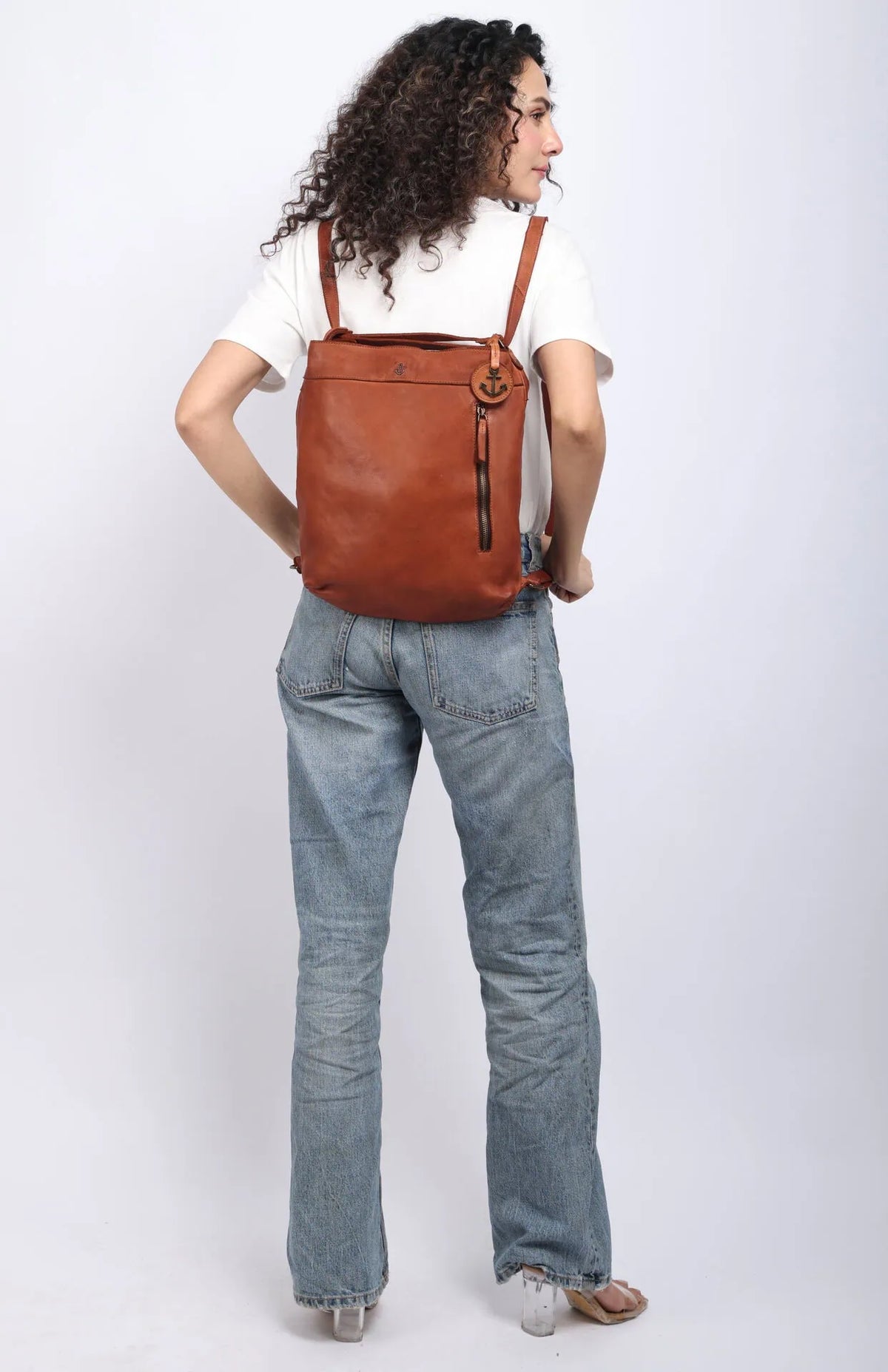 Nora – See it on the model – Cognac