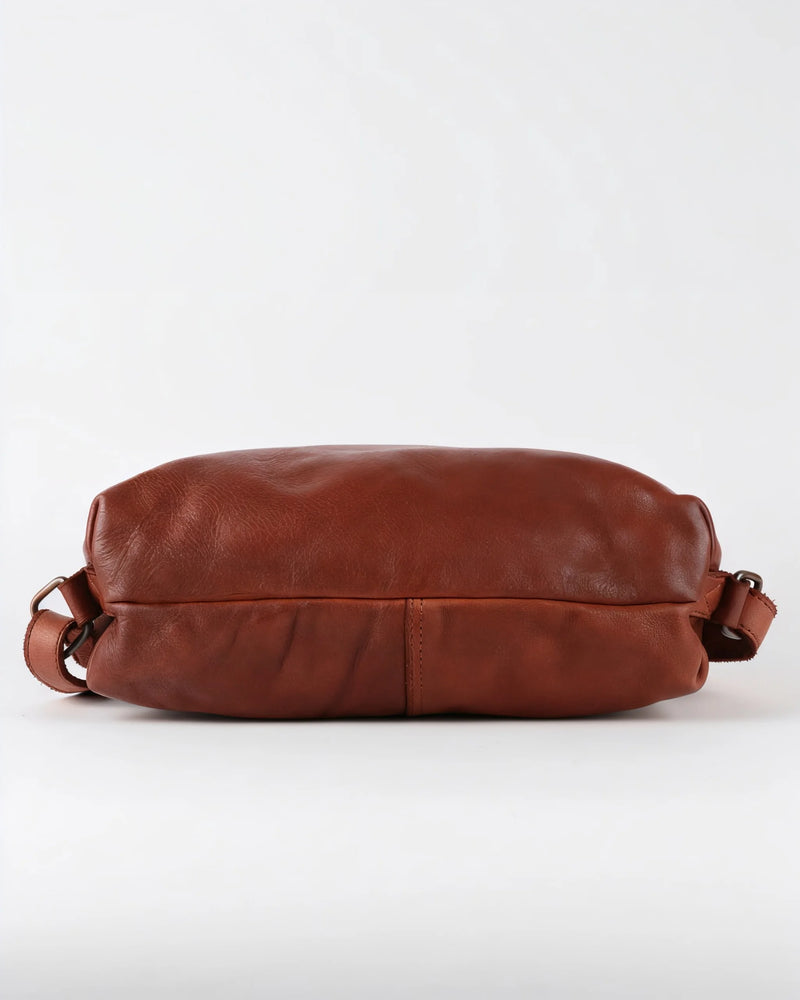 h2nd_9964_nora_cognac_06.webp
