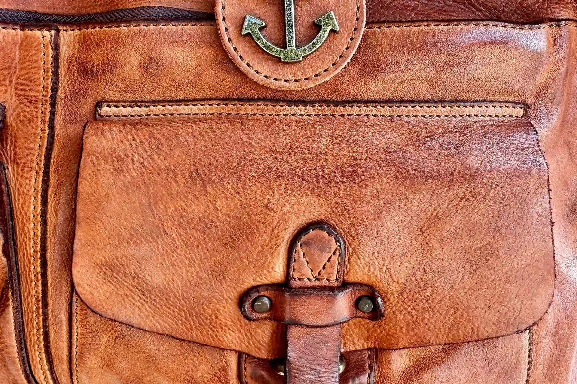 Used-Look und geschmeidige Haptik